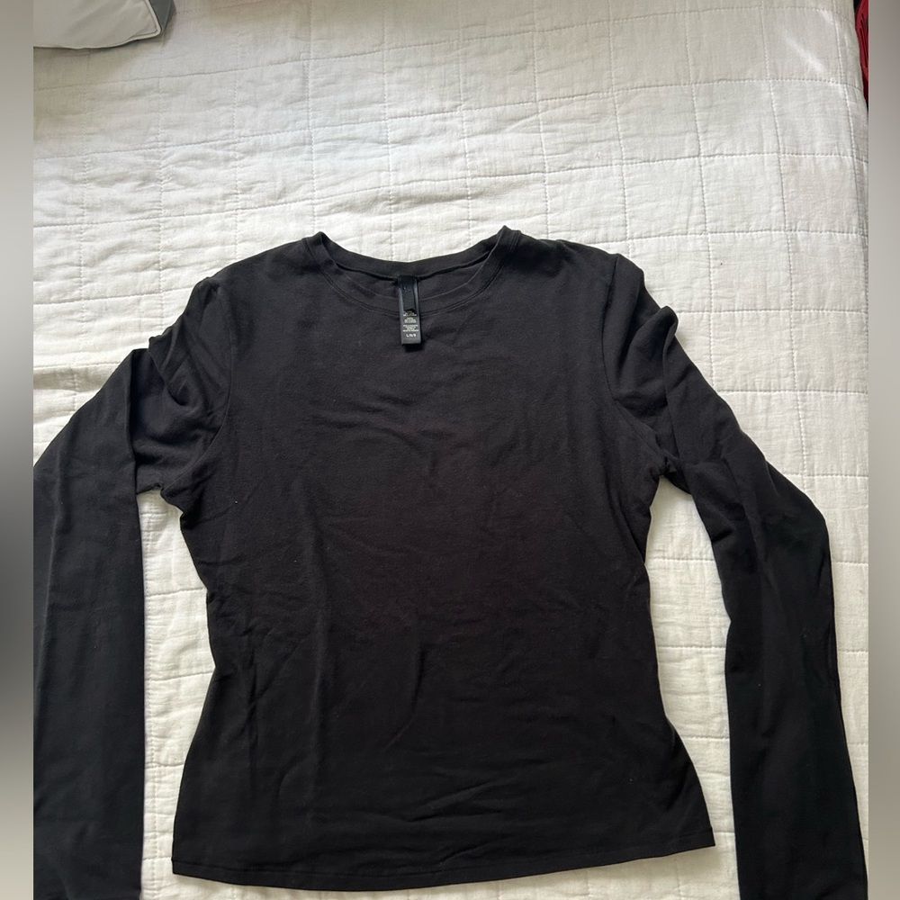 Skims Long Sleeve Cotton Jersey. Black. Large.